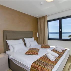 5 bedroom beachfront villa with heated pool near Omis, sleeps 9